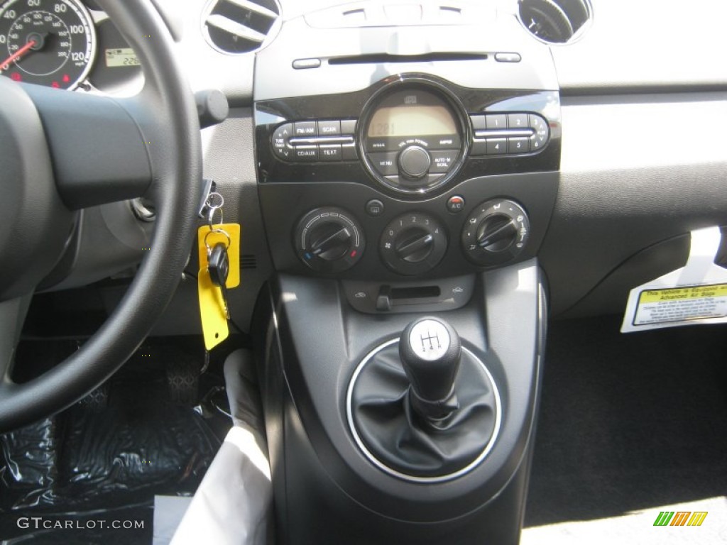 2011 Mazda MAZDA2 Sport 4 Speed Automatic Transmission Photo #49941836