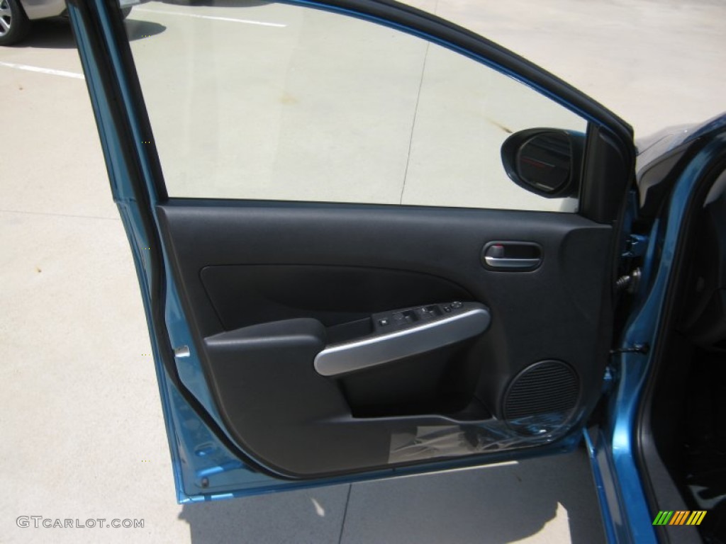2011 Mazda MAZDA2 Sport Black Door Panel Photo #49941938