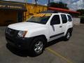 2005 Avalanche White Nissan Xterra S  photo #3