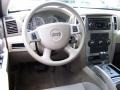 Black - Grand Cherokee Laredo 4x4 Photo No. 9