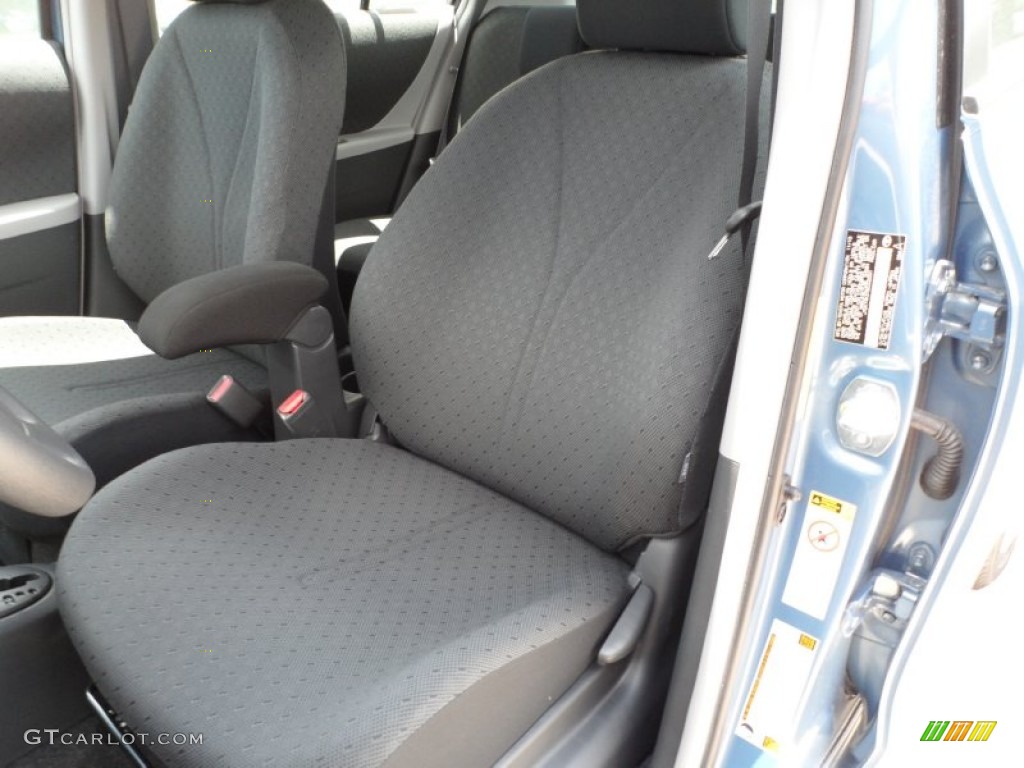 Dark Charcoal Interior 2011 Toyota Yaris 5 Door Liftback Photo #49946906