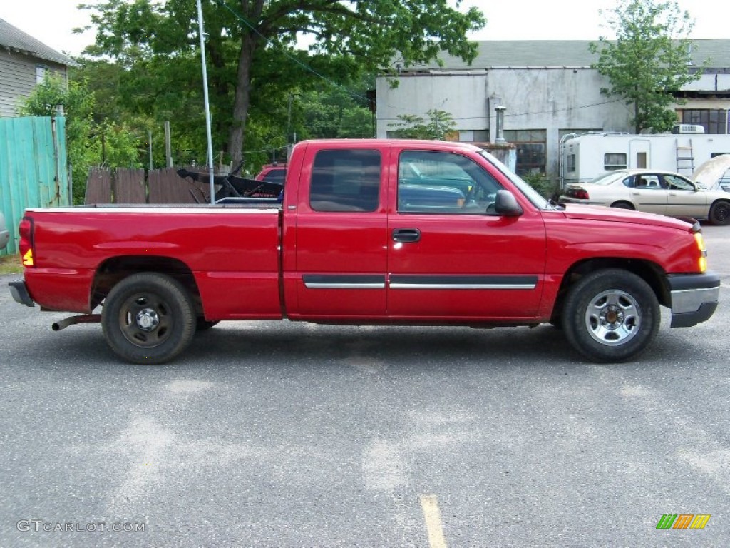 2004 Silverado 1500 LS Extended Cab - Victory Red / Dark Charcoal photo #7