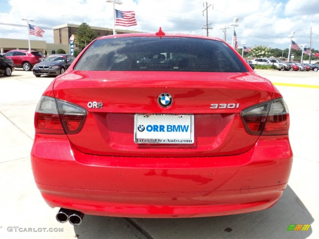 2006 3 Series 330i Sedan - Electric Red / Black photo #6