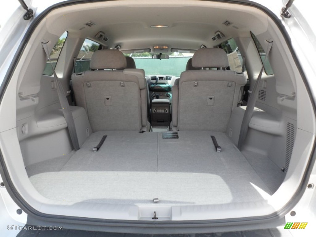 2011 Toyota Highlander Standard Highlander Model Trunk Photo #49948061