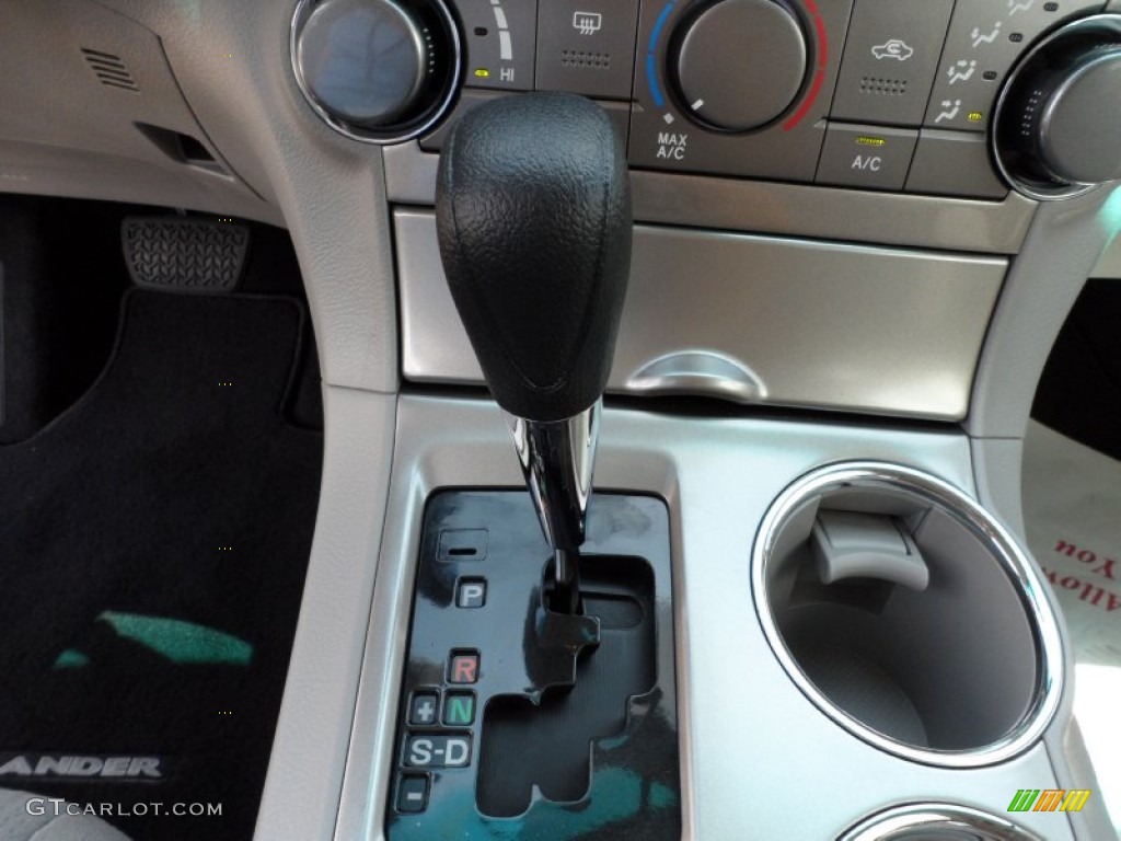 2011 Toyota Highlander Standard Highlander Model 6 Speed ECT-i Automatic Transmission Photo #49948178