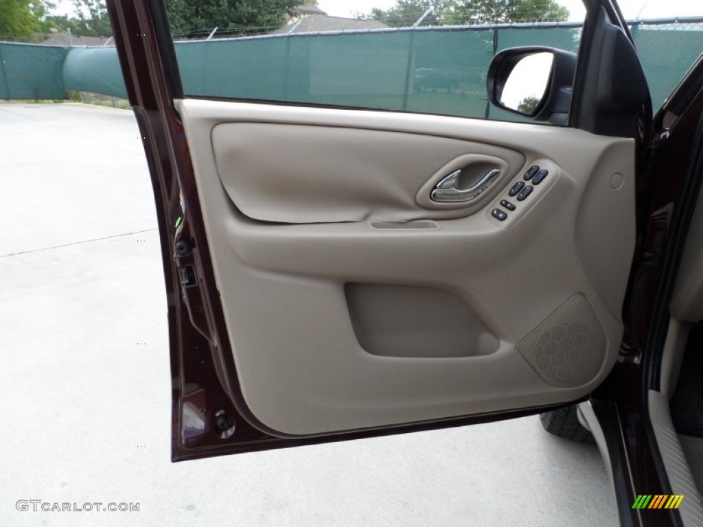 2002 Mazda Tribute LX V6 Door Panel Photos