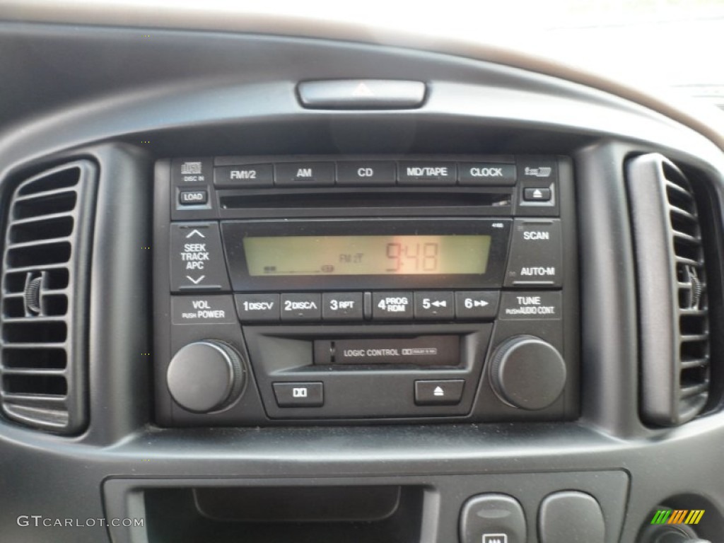 2002 Mazda Tribute LX V6 Controls Photo #49949270