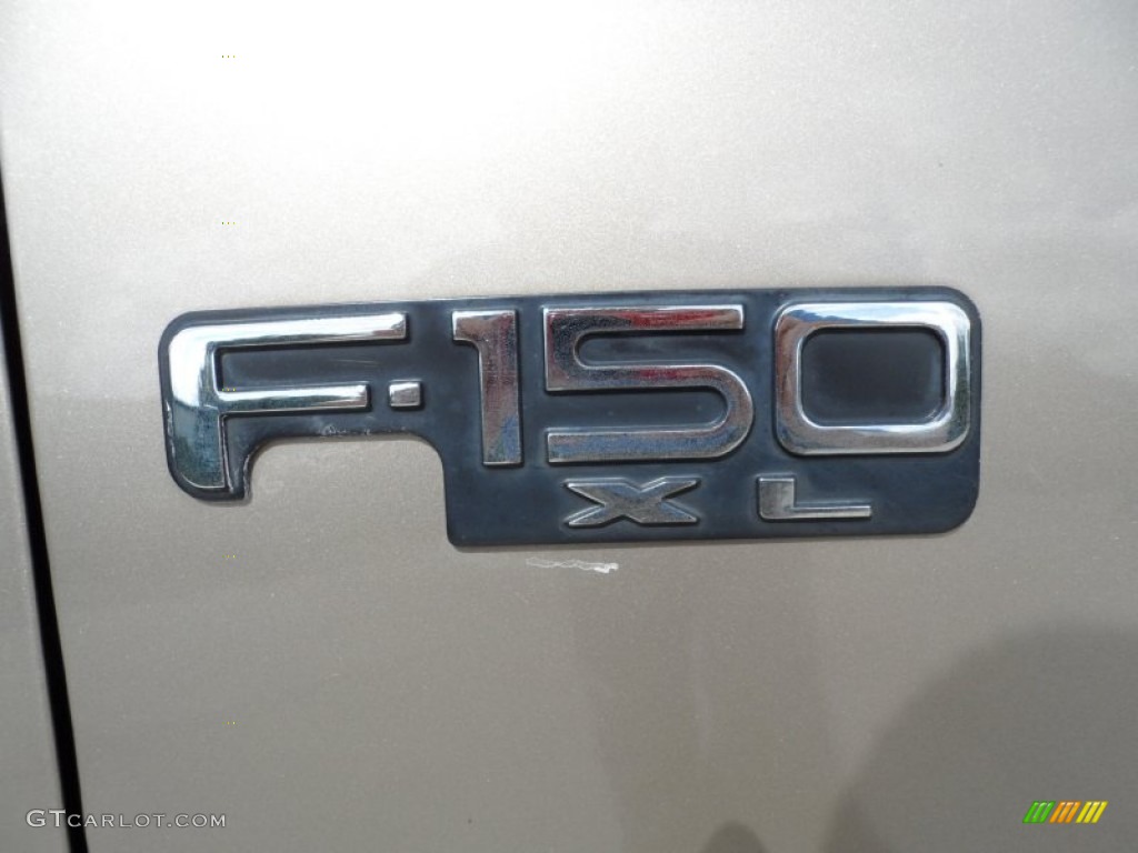 2004 Ford F150 XL Heritage Regular Cab Marks and Logos Photo #49949570