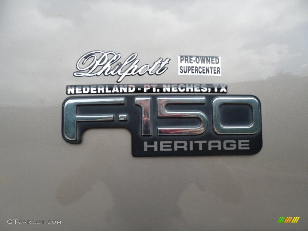 2004 F150 XL Heritage Regular Cab - Arizona Beige Metallic / Heritage Medium Parchment photo #23