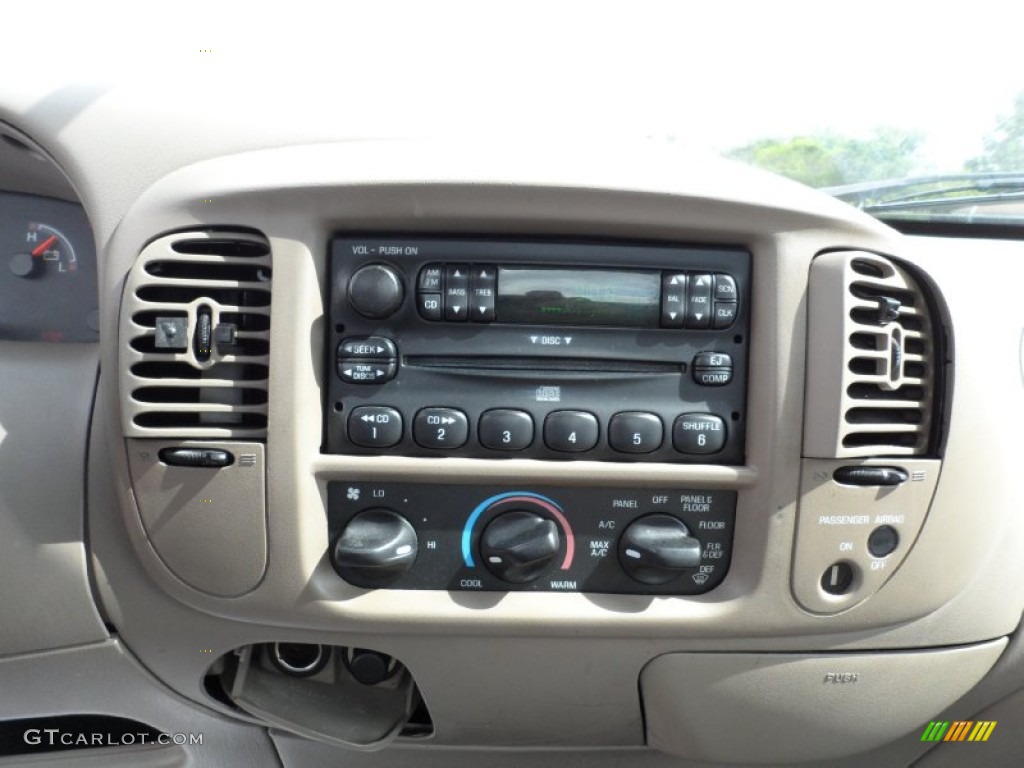 2004 Ford F150 XL Heritage Regular Cab Controls Photo #49949615