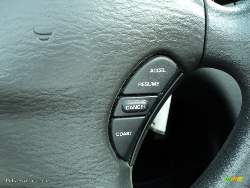 2006 Chrysler Sebring Convertible Controls Photo #49952264