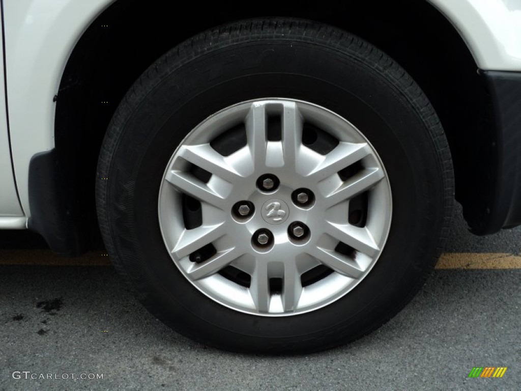 2005 Dodge Caravan SE Wheel Photo #49952597