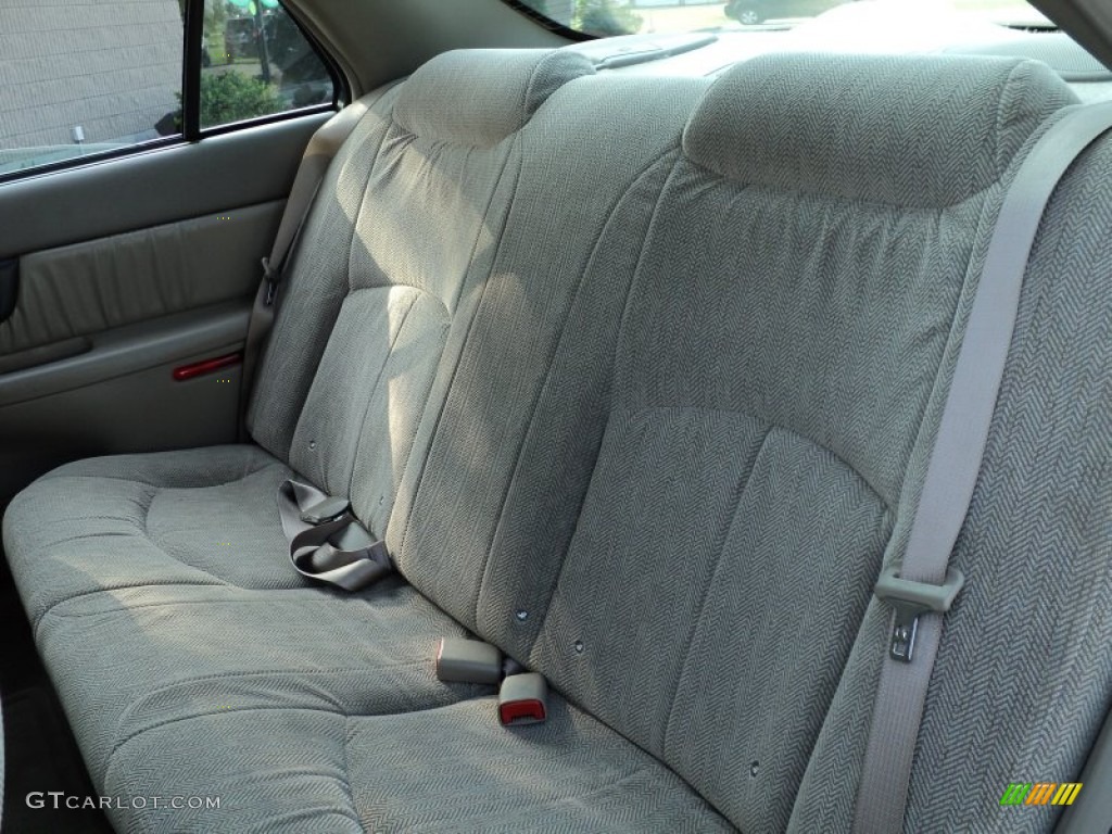 Taupe Interior 2003 Buick Regal LS Photo #49953260