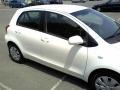 2009 Polar White Toyota Yaris 5 Door Liftback  photo #21