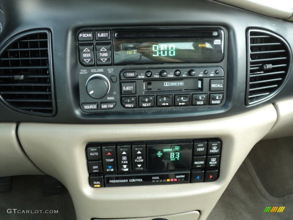 2003 Buick Regal LS Controls Photo #49953470