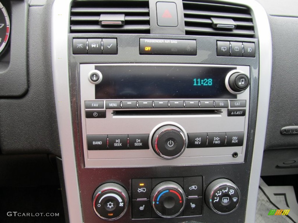 2008 Chevrolet Equinox Sport Controls Photo #49954952