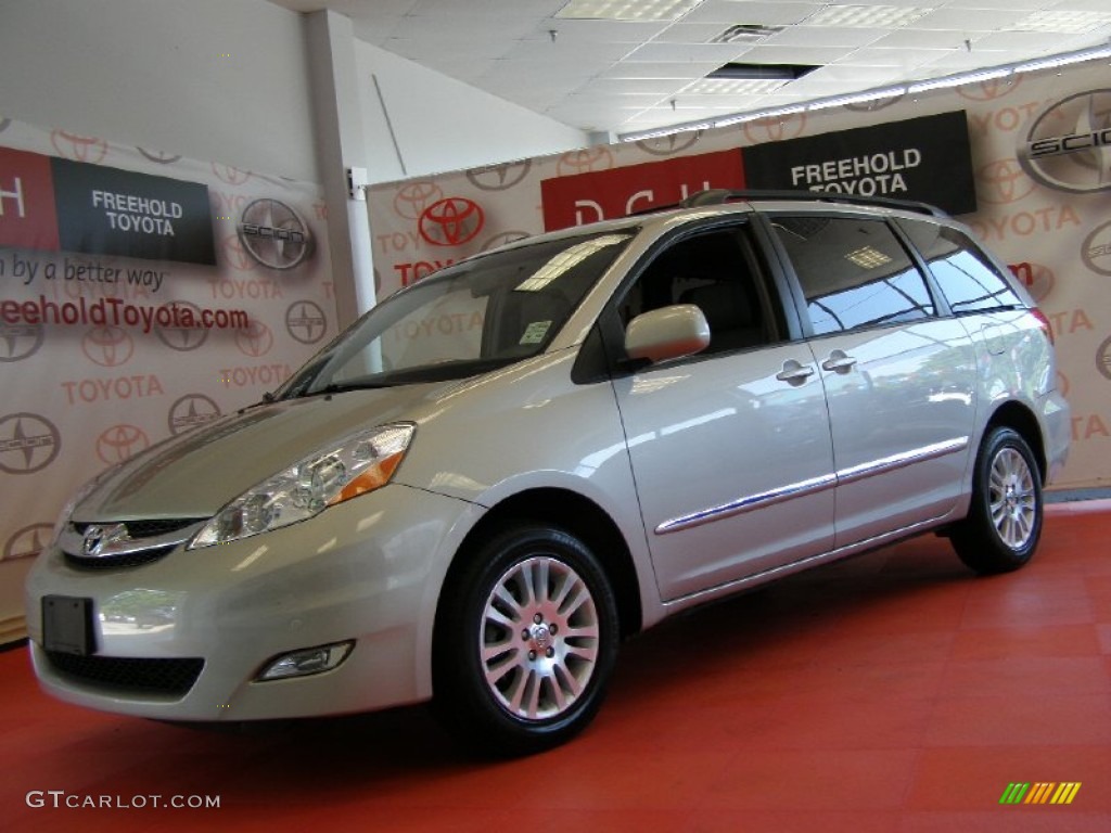 2008 Sienna Limited AWD - Silver Pine Mica / Stone photo #1