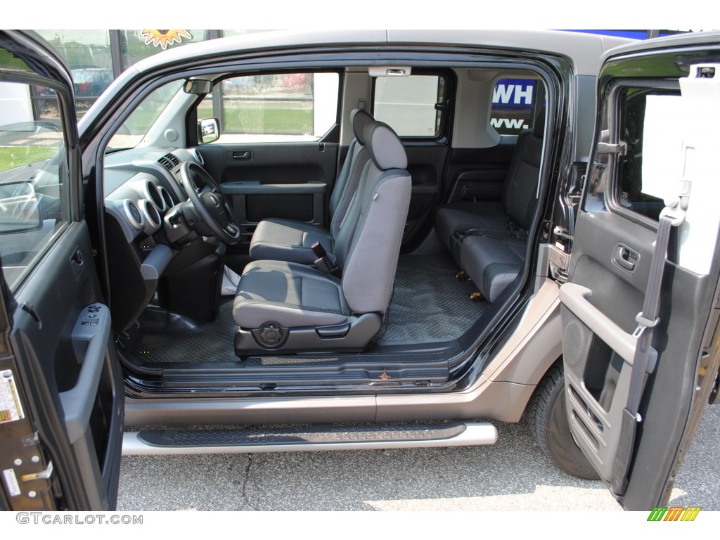 Black Interior 2004 Honda Element EX AWD Photo #49957208