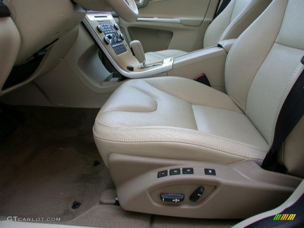 2010 Volvo XC60 3.2 Controls Photo #49957853