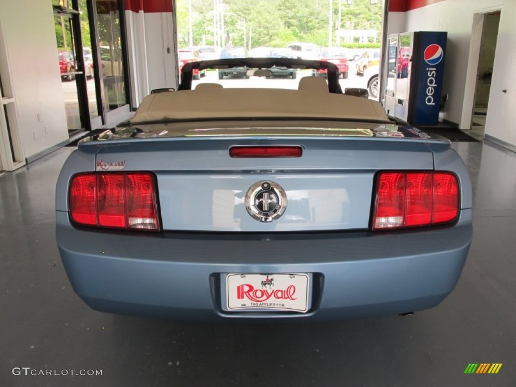 2007 Mustang V6 Premium Convertible - Windveil Blue Metallic / Medium Parchment photo #3