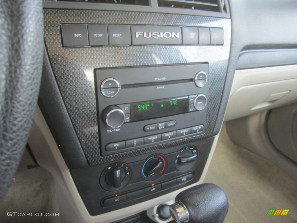 2008 Fusion SE V6 AWD - Redfire Metallic / Medium Light Stone photo #30