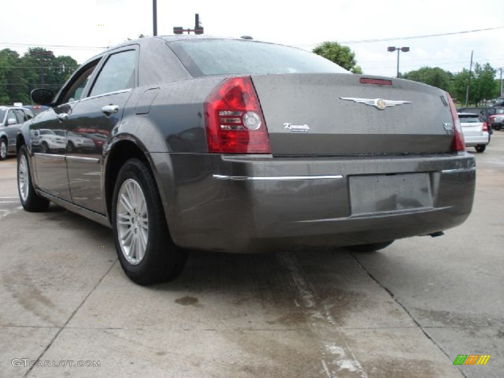 2010 300 Touring - Dark Titanium Metallic / Dark Slate Gray photo #5