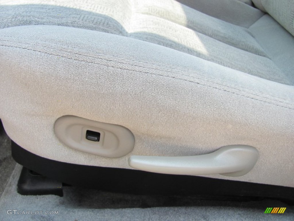 2004 Alero GL1 Sedan - Sport Red / Neutral photo #5