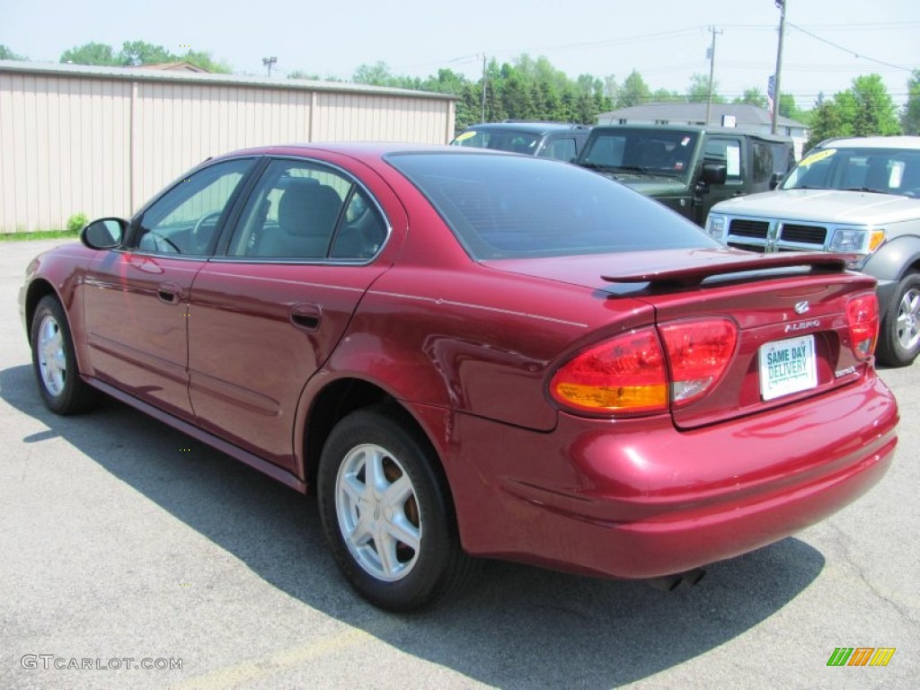 2004 Alero GL1 Sedan - Sport Red / Neutral photo #10