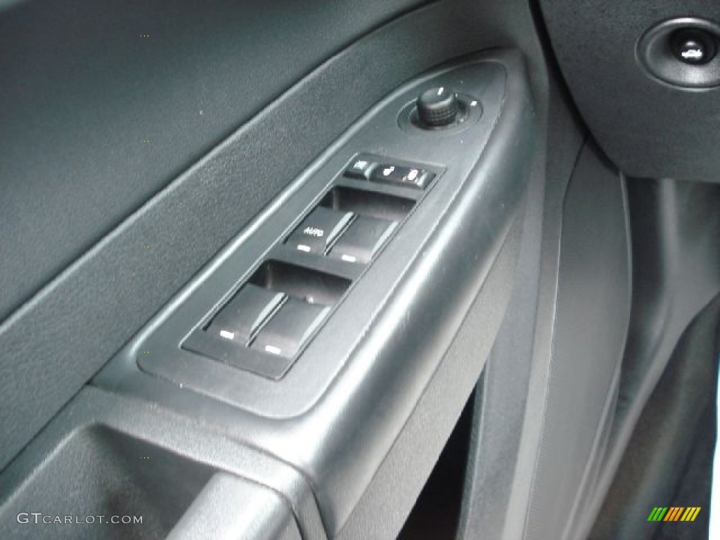 2010 300 Touring - Dark Titanium Metallic / Dark Slate Gray photo #25