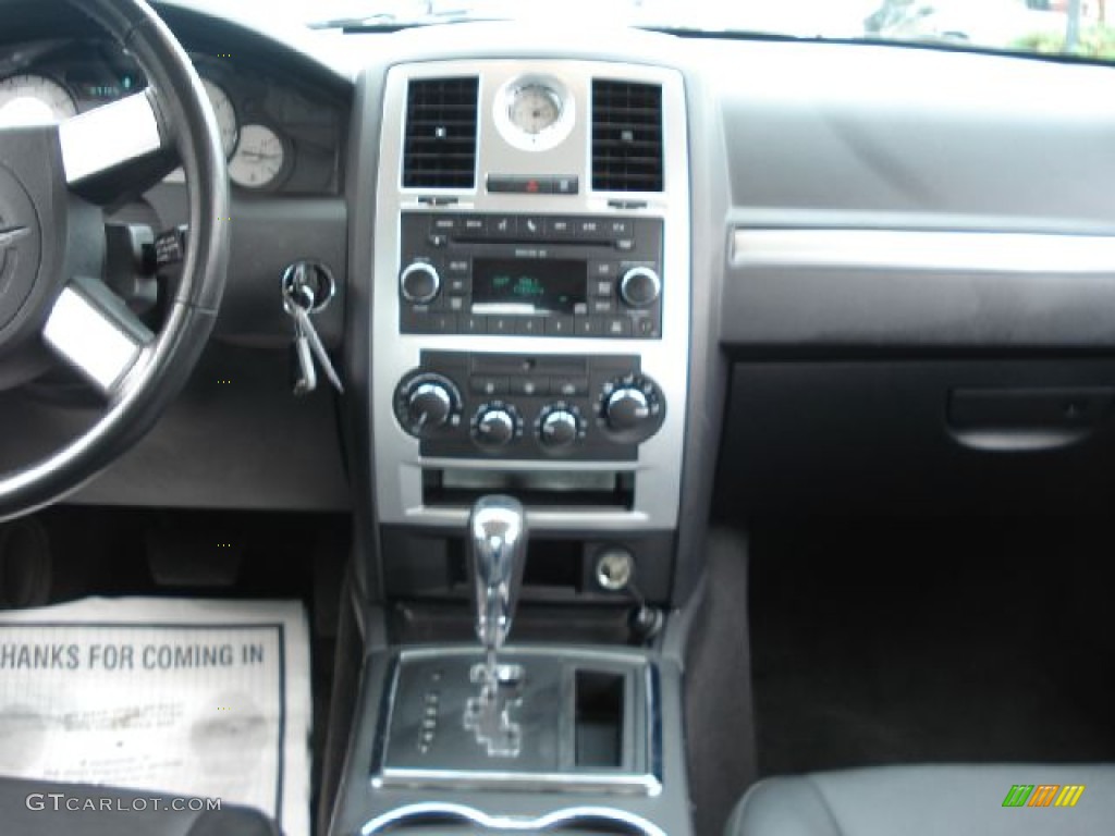 2010 300 Touring - Dark Titanium Metallic / Dark Slate Gray photo #26