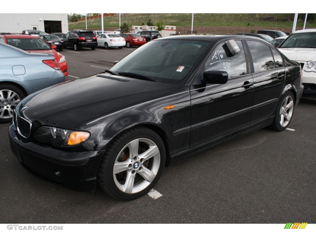 2004 3 Series 325i Sedan - Black Sapphire Metallic / Black photo #4