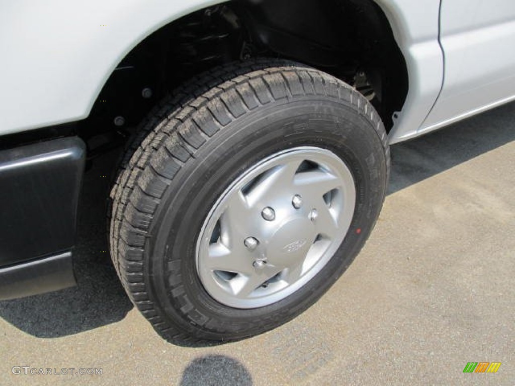 2011 Ford E Series Van E150 XL Cargo Wheel Photos