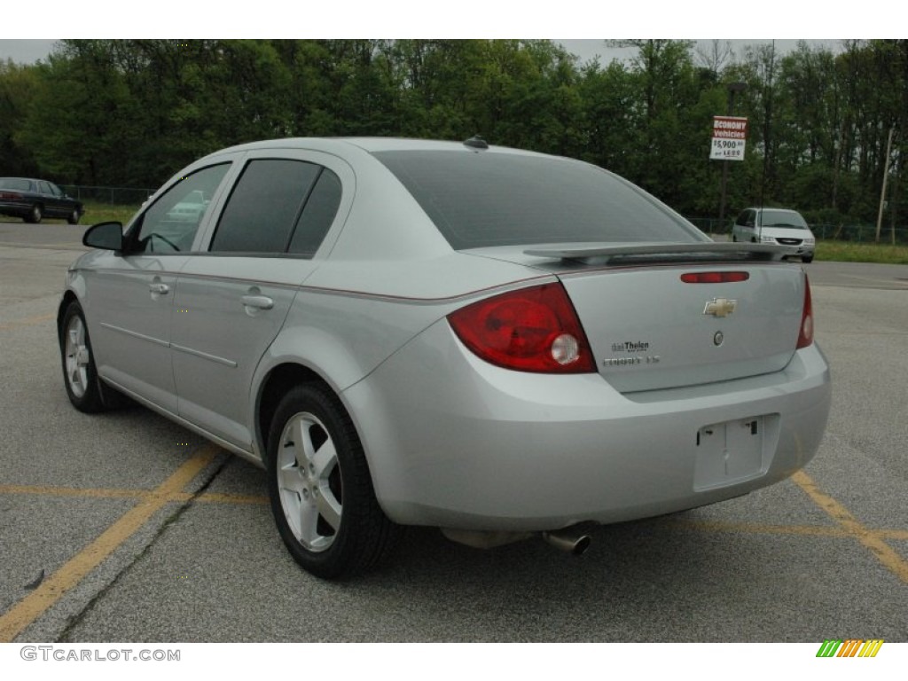 2005 Cobalt LS Sedan - Ultra Silver Metallic / Gray photo #6