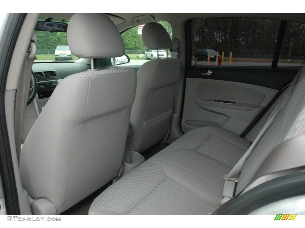 2005 Cobalt LS Sedan - Ultra Silver Metallic / Gray photo #9