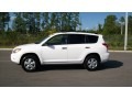 Super White - RAV4 I4 Photo No. 2