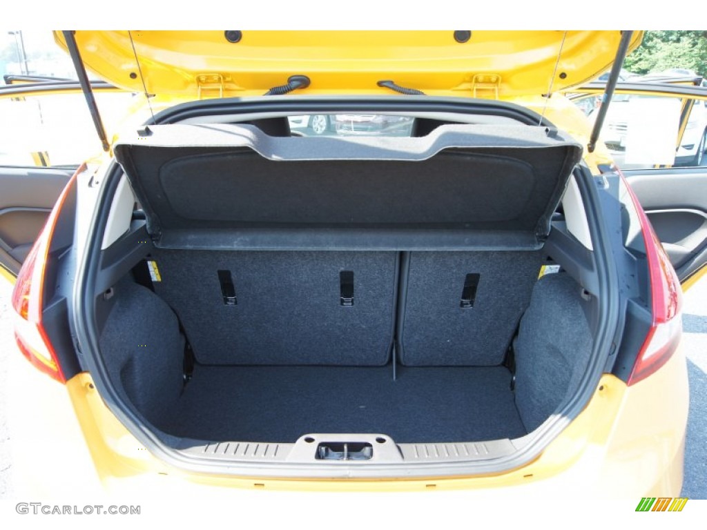 2011 Ford Fiesta SES Hatchback Trunk Photo #49968339