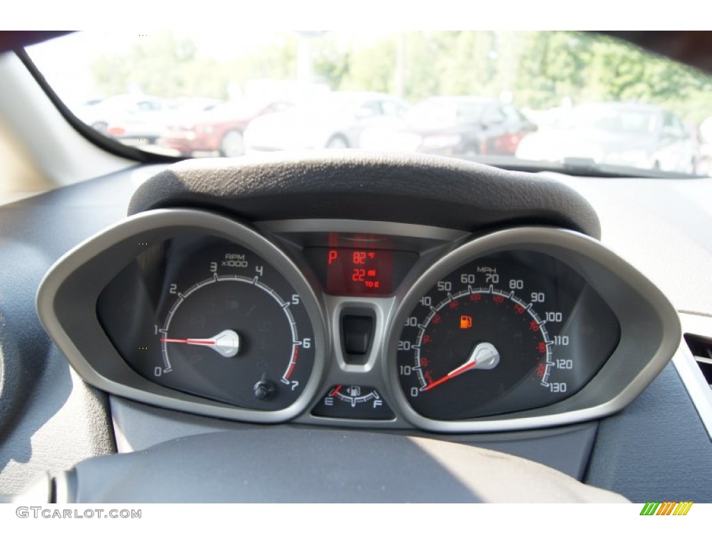 2011 Ford Fiesta SES Hatchback Gauges Photo #49968519