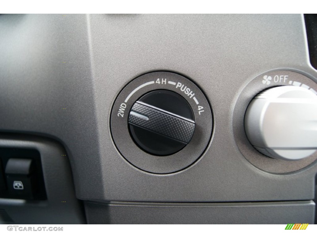 2011 Toyota Tundra CrewMax 4x4 Controls Photo #49969203