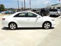 Super White - Camry SE Photo No. 4
