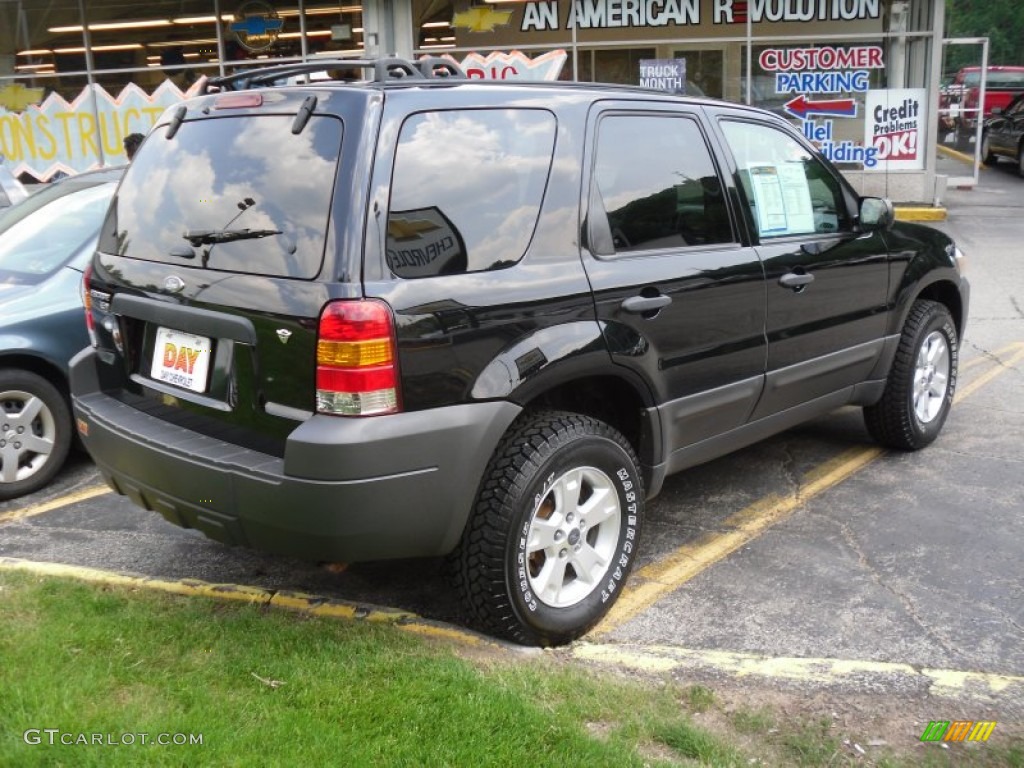 2006 Escape XLT V6 4WD - Black / Medium/Dark Flint photo #3