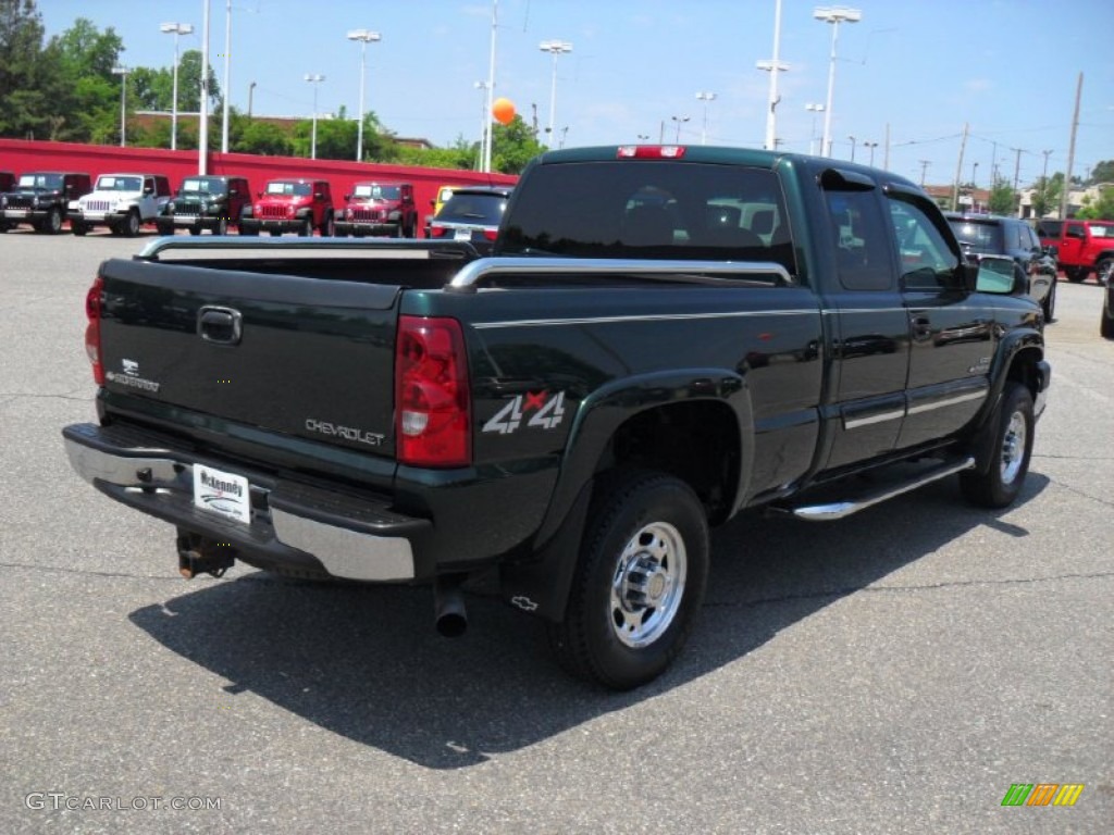 2003 Silverado 2500HD LS Extended Cab 4x4 - Dark Green Metallic / Dark Charcoal photo #4