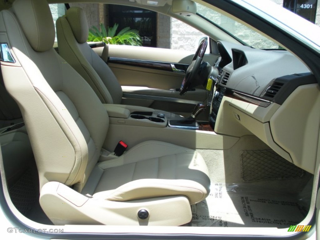 Almond Beige Interior 2010 Mercedes-Benz E 350 Coupe Photo #49977960