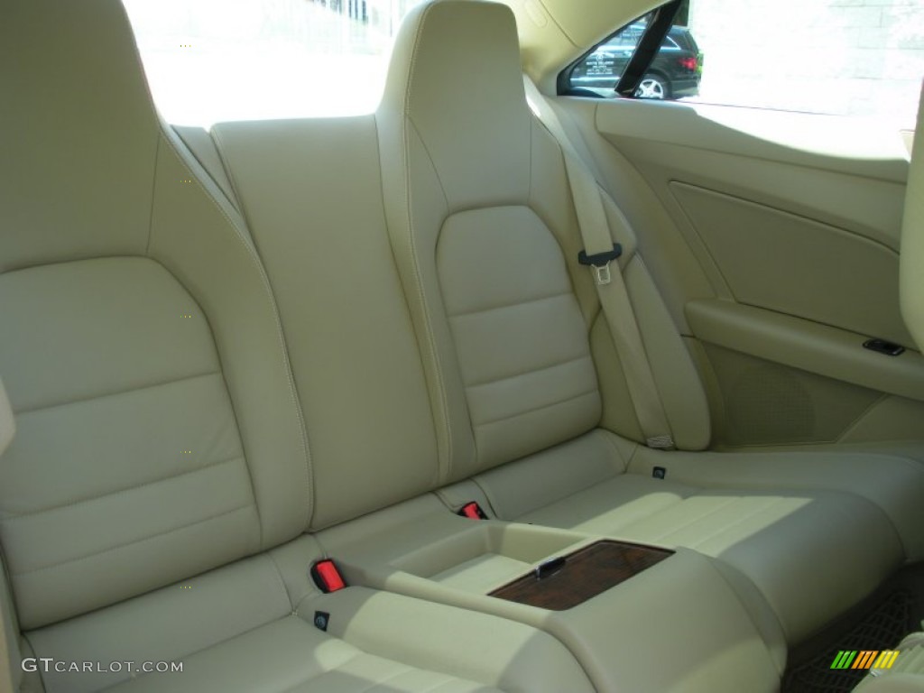 Almond Beige Interior 2010 Mercedes-Benz E 350 Coupe Photo #49977975