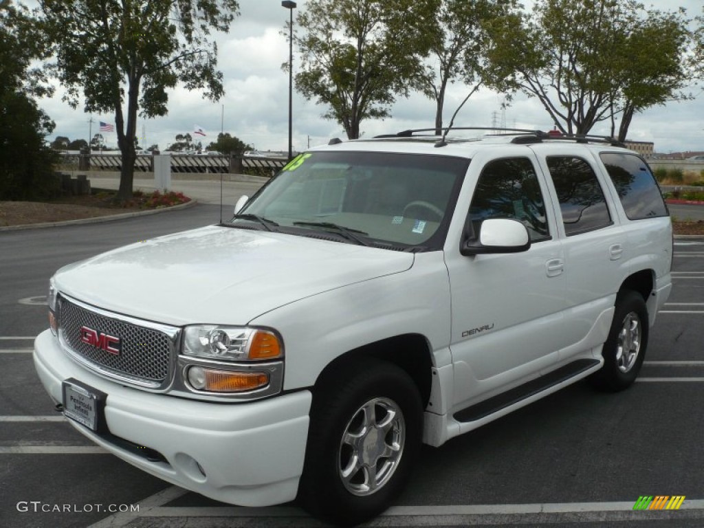 2005 Yukon Denali AWD - Summit White / Sandstone photo #3