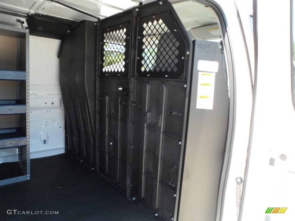 Medium Flint Interior 2011 Ford E Series Van E150 Commercial Photo #49979328