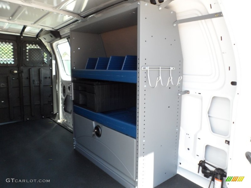 Medium Flint Interior 2011 Ford E Series Van E150 Commercial Photo #49979385