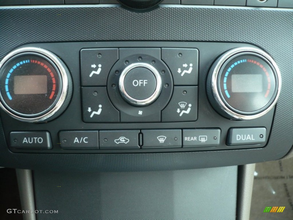 2007 Nissan Altima Hybrid Controls Photo #49980237