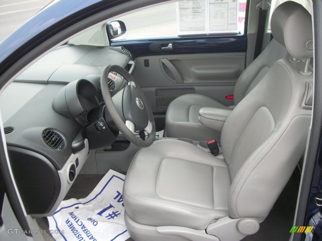 Grey Interior 2006 Volkswagen New Beetle 2.5 Coupe Photo #49981815