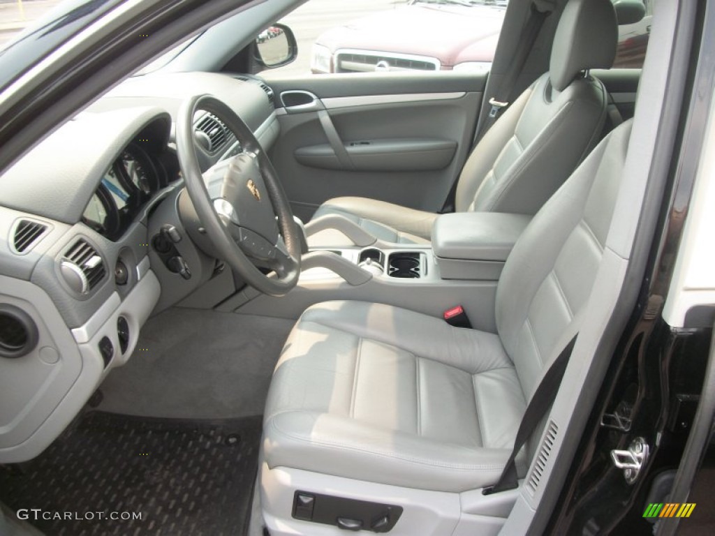 Grey Interior 2004 Porsche Cayenne Tiptronic Photo #49981968