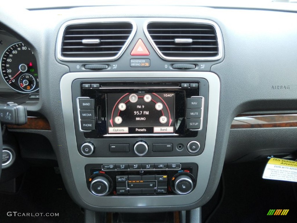 2012 Volkswagen Eos Lux Controls Photo #49984167